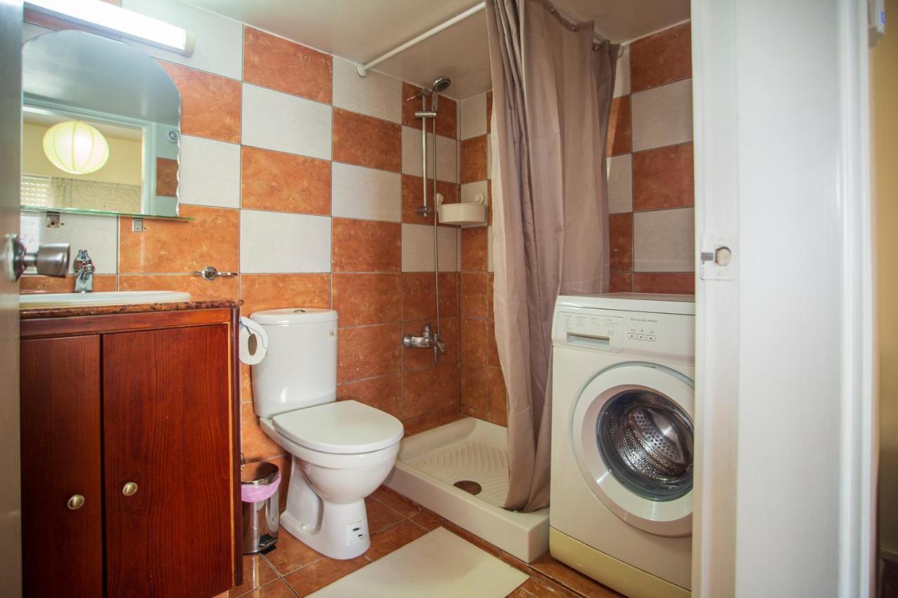 Central, By Sea, Seaview, Renovated 1 Bedroom Flat Larnaca Exterior photo